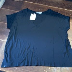 New black V neck T-shirt Barefoot Dreams